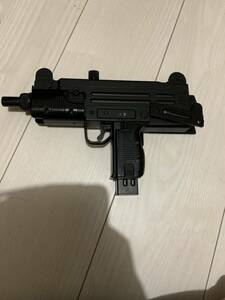 東京マルイ UZI 電動ガン？　10禁　ジャンク　ウージー　コスプレ　部品取り