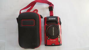 超お得 オリンパス　デジタルカメラ　TG-5　レッド　に　テレコンバーションレンズ(未使用）　TCON-T01を添付