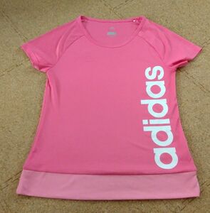 ジュニア　adidas 半袖Tシャツ ピンク アディダス　CLIMALITE　ピンク　女の子　ラッシュガード