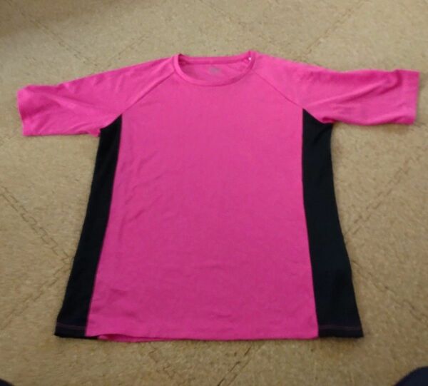 イグニオ　IGNIO　半袖Tシャツ Tシャツ スポーツウェア　icool　ピンク×ブラック