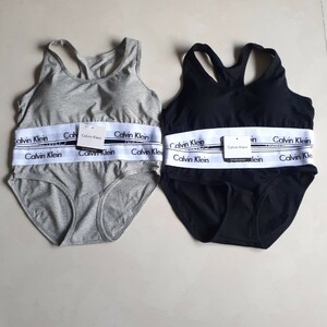 新品 Sサイズ　カルバンクライン　ブラ&ショーツセット　上下セット　グレーとブラックセット　下着 Calvin klein 未使用