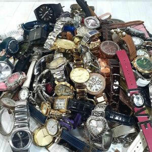 腕時計 大量 110点以上 5㎏ まとめ売り★ジャンク扱★ EMBASSY Relic GUESS FOSSIL Kenneth Cole Armitron PEUGEOT 他 まとめて Watch A03