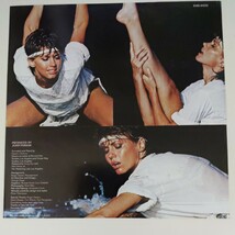 オリビア・ニュートン・ジョン　虹色の扉 Phisical Olivia Newton John 中古レコード アナログ LP_画像6