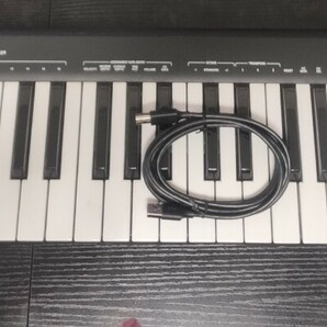 ALESIS Q49 MIDIキーボード49鍵盤 送料込み 中古 通電確認しました USBケーブル付 付属ソフトなしの画像1