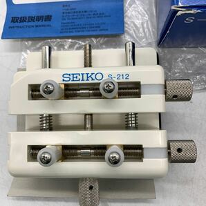 6-4-31■時計修理工具 S-212 SEIKO セイコー 時計工具 強力保持器 万能ケースホルダー 時計工具 ３点支持裏ブタオープナー 現状品渡の画像2