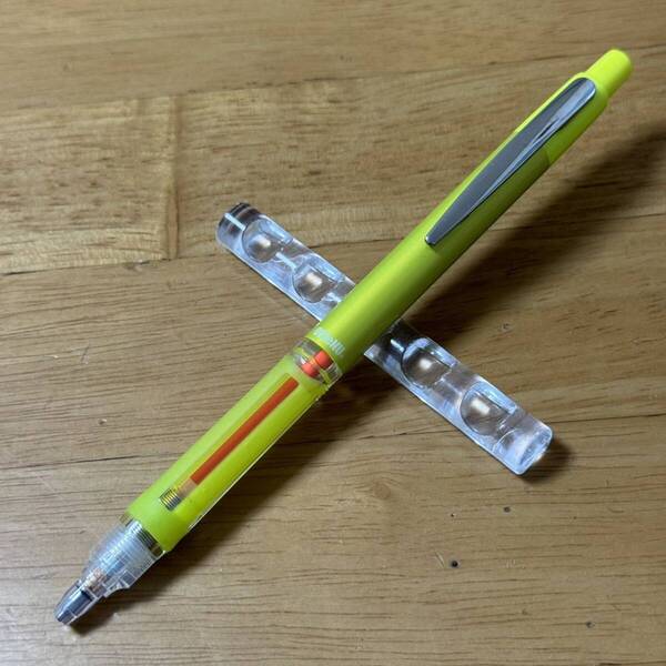 新品 廃盤 PLATINUM プラチナ シャーペン OLeNU + オレーヌ プラス 0.5mm ライムグリーン軸 MOLS-450