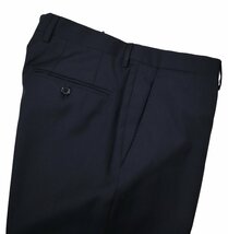 ラグジュアリーで美しい丸みの洒脱ドレス！【 LARDINI / ラルディーニ (伊 】エグゼのネイビーウールスーツ 50 / L_画像5