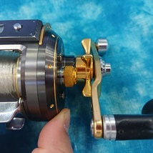 【ジャンク】【通電未確認品】DAIWA　ダイワ　ミリオネア　ICV　250　ベイトリール_画像3