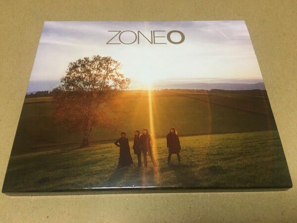 O 初回限定盤 ZONE 2nd Album スペシャルパッケージ仕様 全40P オールカラーブックレット