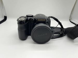 M11 1円〜 FUJIFILM FINEPIX S 14 MEGA PIXELS ブラック デジタルカメラ OPTICAL f=5.0-90.0mm 18x 富士フィルム　レンズ 