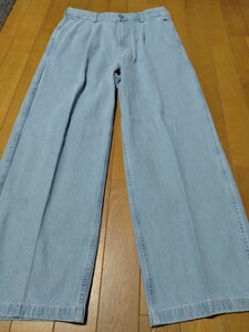 即決　中古美品　GU ワイドデニムパンツ（M）