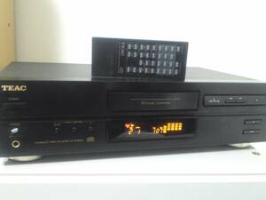 ♪♪TEAC 　CDプレーヤー　CD-P4500 リモコン付　動作品♪♪