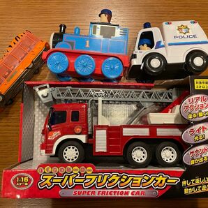 スーパーフリクションカー消防車＋おまけトーマスパトカーTAKARATOMY