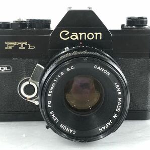 【SM989】CANON キャノン FTb QL フィルムカメラ CANON LENS FD 50㎜ 1:1.8 S.C. CANON LENS MADE IN JAPAN レンズ ストロボ レンズ付きの画像3