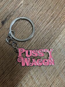 KillBill pussy wagon キーホルダー　キルビルカラーピンク