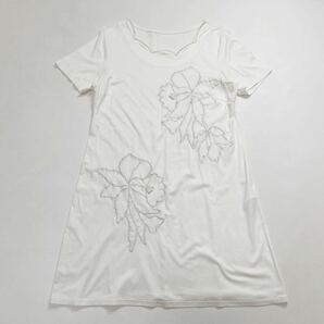 271 HIROKO BIS ヒロコビス 花柄刺繍 カットソー チュニック サイズ11 HIROKO KOSHINO ヒロココシノ フラワー ホワイト レディース 40423Oの画像1