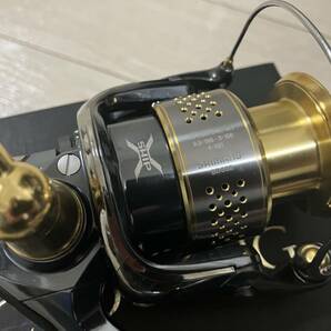 【中古美品】SHIMANO（シマノ）10ステラC3000HGの画像6