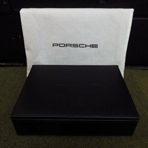 t4527　ポルシェ　PORSCHE　純正　キーボックス　空箱　キーケース　非売品　収納ケース　小物入れ　ブラック　レザー　ふた付き小物入れ