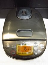 y5070 美品　ZOJIRUSHI 象印 IH炊飯ジャー [3合] 極め炊き ステンレスブラウン NP-GK05 　炊飯器　ステンレスブラウン_画像2