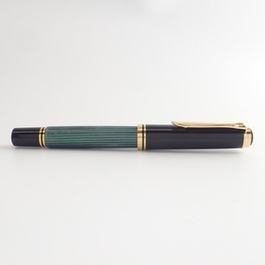 Pelikan ペリカン SOUVERAN スーベレーン ペン先18C-750 字幅F ストライプ 万年筆 グリーン/ブラックの画像2