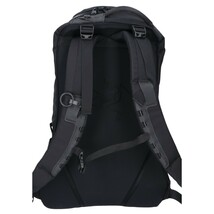 【美品】ARC'TERYX アークテリクス 6029 ARRO 22 BACKPACK アロー22 バックパック/ リュック・デイパック ブラック_画像3