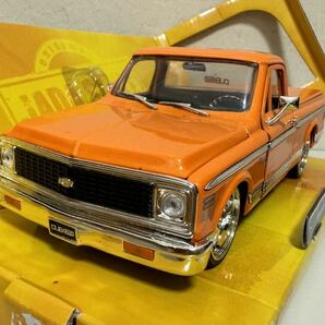  Jada TOYS DUB CITY 1972年 CHEVY CHEYENNEオレンジ 1/24スケールの画像5