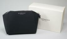 giv33bk 新品本物箱付き ジバンシー GIVENCHY ノベルティポーチ_画像10