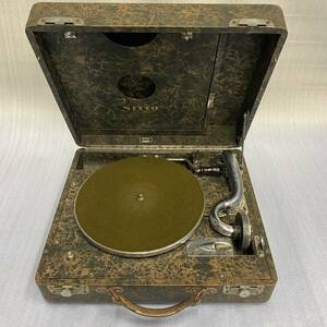 # Showa Retro NITTO knitted - portable gramophone No.101 operation is unconfirmed. junk treatment 