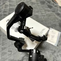 使用回数3時間程度　超美品！DJI RS3 MINI スモールリグ　アルカスイス互換アダプター付き　スタビライザー ジンバル_画像9