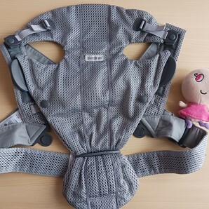 夏涼メッシュ◎ ベビービョルン BABY BJORN 抱っこひも メッシュ ミニ MINI ベビーキャリア ベビー用品 の画像1