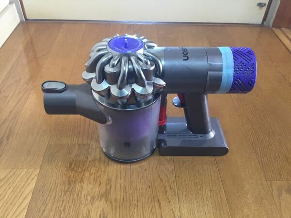 ☆dyson ダイソン V6コードレスクリーナー 本体(BT付)(SV08)清掃、動作確認済み②