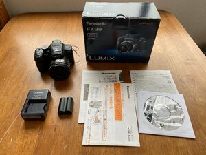 【送80サイズ】Panasonic デジタルカメラ DMC-FZ38 写真撮れる　全ボタン動く　電源がOFFに出来ない