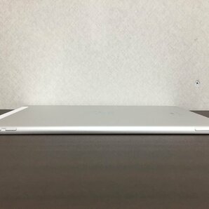 Apple iPad7 32GB 10.2インチ 背面凹みあり バッテリー100％ Wi-Fiモデル A2198 第7世代 シルバー 現状品 動作品の画像6