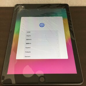 Apple iPad6 32GB 画面割れ バッテリー98% MR6Y2LL/A 第6世代 スペースグレー A1954 現状品の画像1