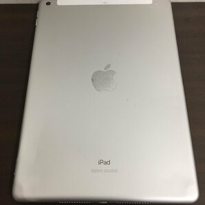 Apple iPad8 32GB 画面割れ 起動不可 10.2インチ A2429 第8世代 シルバー 現状品の画像2