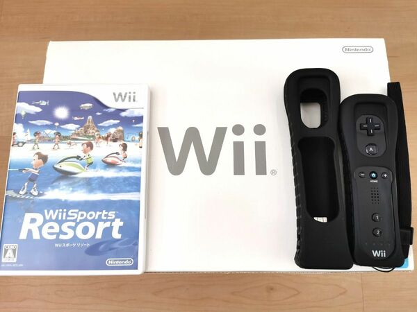 Nintendo Wii 本体＋Wii Sports Resort＋コントローラの3点セット