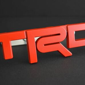 TRDグリルバッジ ハイエース ハイラックス FJクルーザー プラド150系後期 TRDエンブレムの画像1