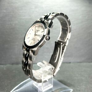 美品 TISSOT ティソ PR 50 J376/476T チタニウム 腕時計 クオーツ アナログ カレンダー シルバー文字盤 メンズ 新品電池交換済 動作確認済の画像5