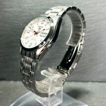 日本未発売 美品 SEIKO セイコー セイコー5 SNKE79J 21石 腕時計 メカニカル 自動巻き アナログ カレンダー ステンレススチール 動作確認済_画像5