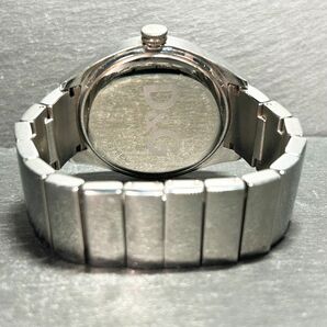 D&G ドルチェ&ガッバーナ シャッフルド DW0318 腕時計 クオーツ アナログ 3針 カレンダー ステンレススチール 新品電池交換済 動作確認済みの画像6