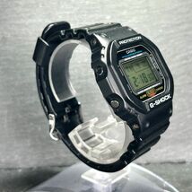 美品 CASIO カシオ G-SHOCK ジーショック DW-5600E-1 腕時計 クオーツ デジタル 多機能 ステンレススチール ブラック メンズ動作確認済み_画像5