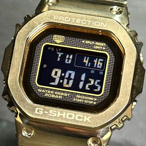 美品 CASIO G-SHOCK カシオ ジーショック GMW-B5000GD-9 腕時計 タフソーラー 電波時計 フルメタル ゴールド デジタル 多機能 動作確認済みの画像2