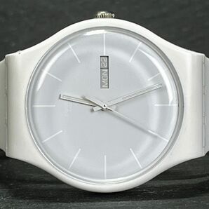 SWATCH スウォッチ ORIGINALS オリジナルズ WHITE REBEL ホワイトレーベル AG2010 SUOW701 腕時計 アナログ クオーツ デイデイト ホワイトの画像4