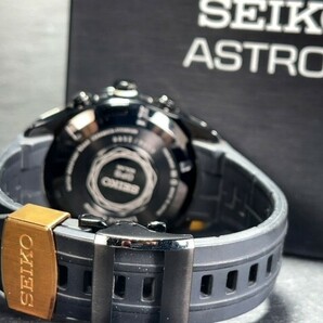 世界限定2500本 リミテッドエディション 美品 セイコー SEIKO アストロン ASTRON GPS ソーラー電波 腕時計 チタン ブラック文字盤 SAST001の画像9