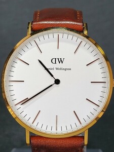 DW DanielWellington ダニエルウェリントン CLASSIC ST MAWES アナログ 腕時計 ホワイト文字盤 ローズゴールド レザーベルト 電池交換済み