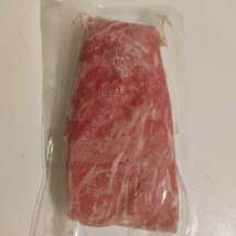 ●馬刺し 1kg 生食用 天然中霜降り(上AS) 規格外品　訳あり　大成ブランド　外国産　冷凍品　送料関東800円〜_画像2