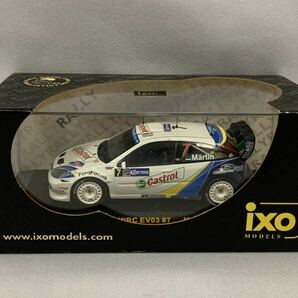 ●ixo Models (イクソモデルス) FORD FOCUS RS WRC EV03 #7 メキシコラリー 2004 063/839Dの画像1