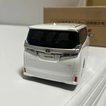 希少　TOYOTA トヨタ カラーサンプル 1/30 ヴェルファイア　VELLFIRE 30系　070 ホワイトパールクリスタルシャイン　ミニカー 店頭展示用_画像4