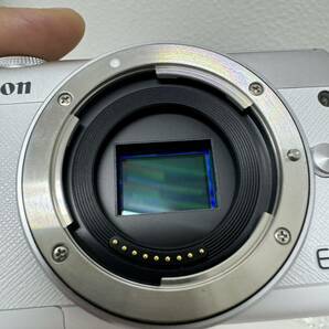 UU144 美品 使用頻度少 Canon EOS M200 レンズセット EF-M 55-200mm f/4.5-6.3 IS STM ミラーレス一眼 キャノン 箱付 完品 DARRR の画像3