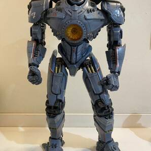 希少 NECA ネカ パシフィック・リム バトルダメージ フィギュア 18インチ 1/4 ジプシー・デンジャー LED ライトアップの画像1